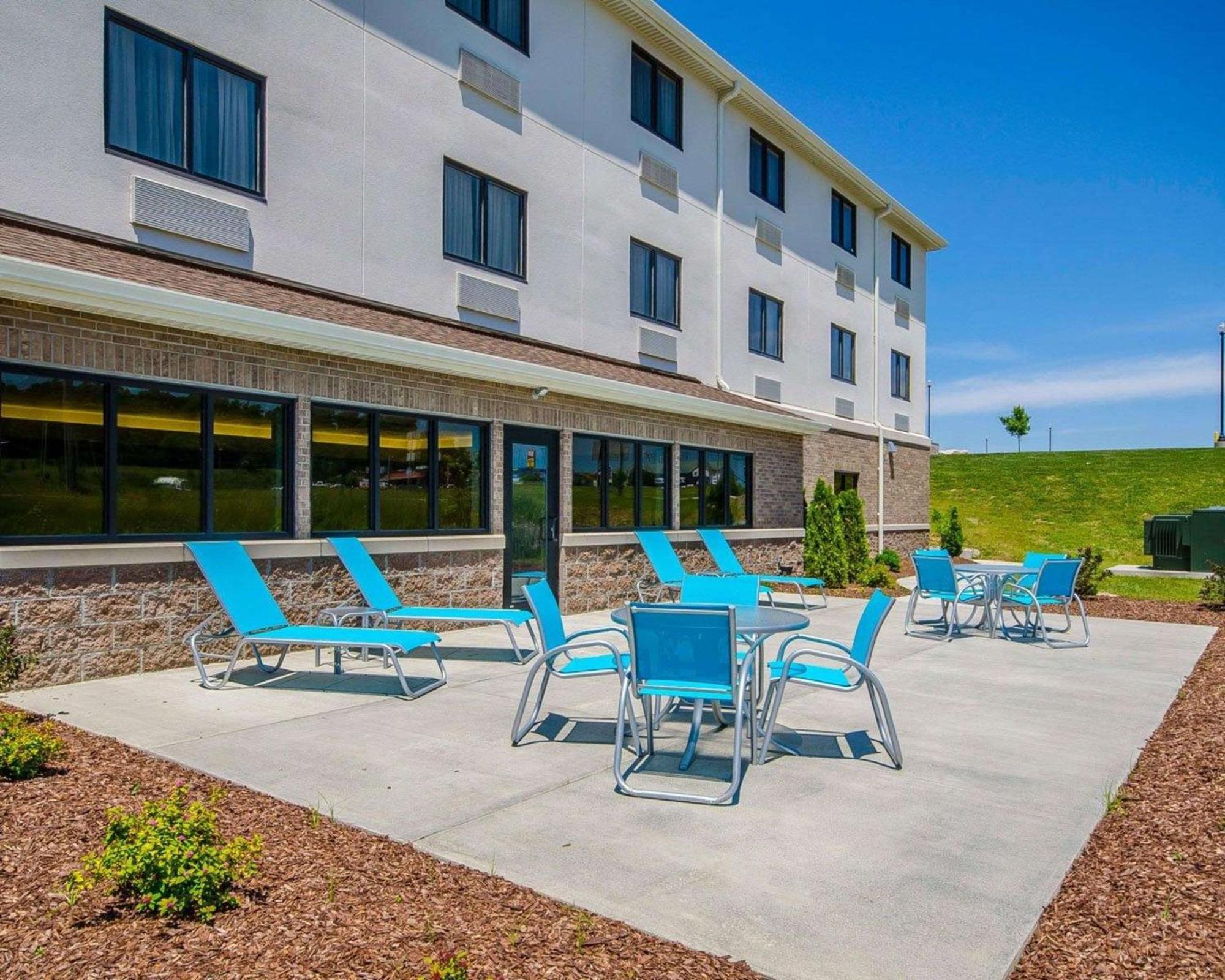 Comfort Inn Ferdinand Exterior photo